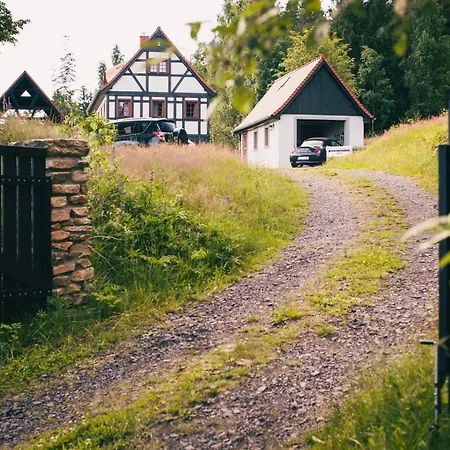 Izerski Horyzont - Dom Z Balią W Leśnej Perspektywie
